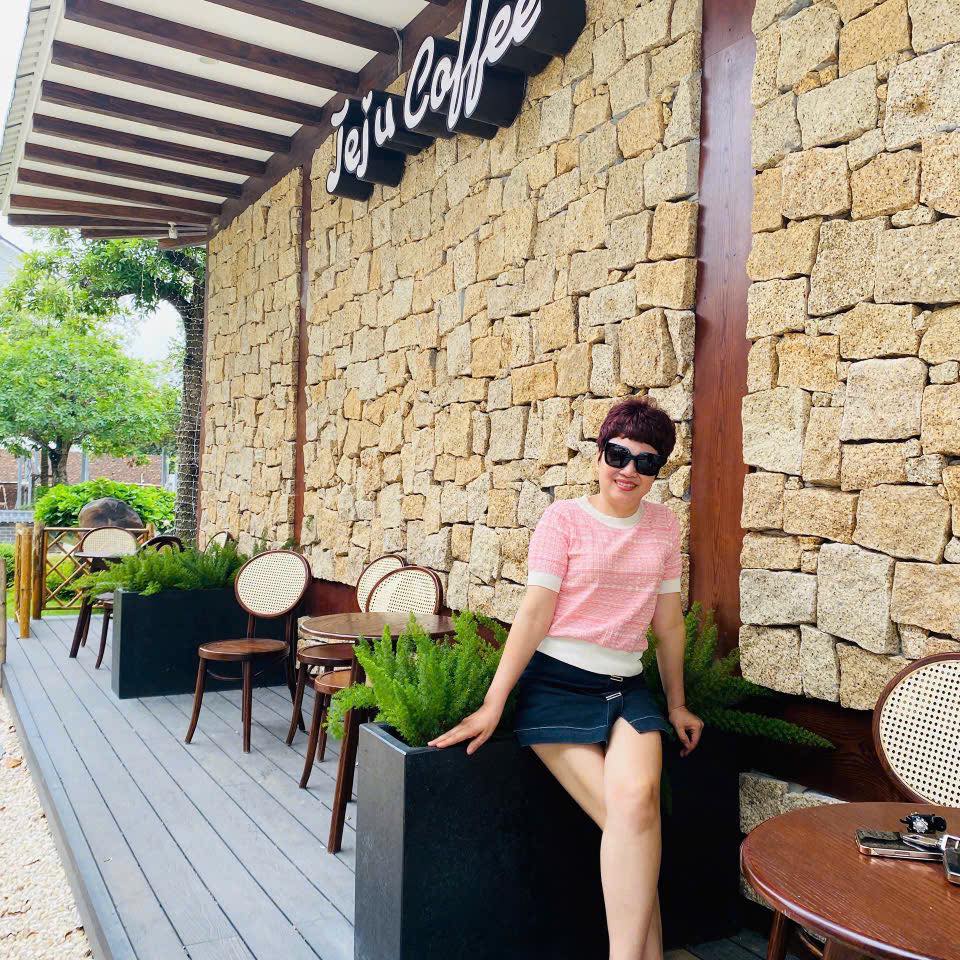 Le Phuong Linh Founders Tham My Ngoc Dung