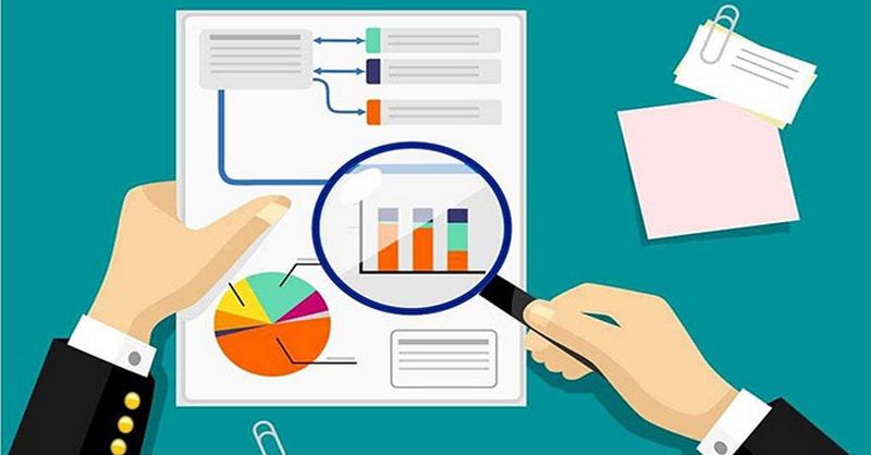 Phân tích website và đánh giá thị trường