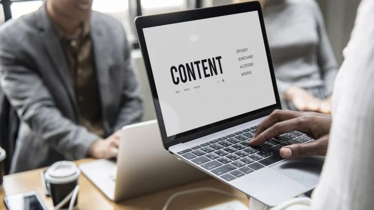 Xây dựng nội dung nguyên bản